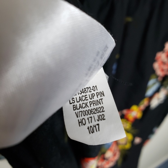 Old Navy Casual Multicolor Floral Pleated Lace Up Midi Dress - Picture 8 of 8